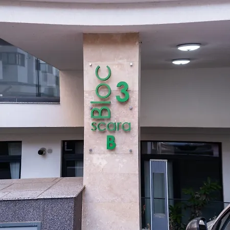 Natural Luxury Adress 아파트