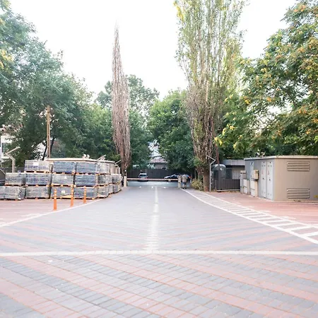 Natural Luxury Adress 아파트