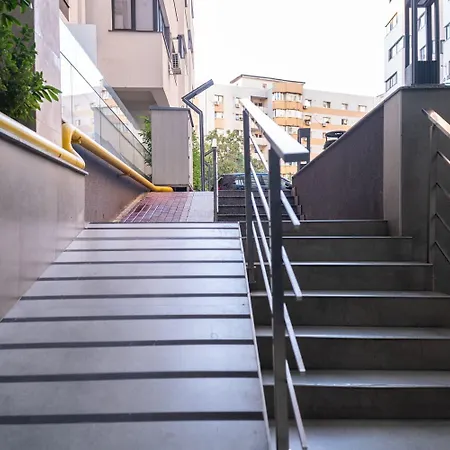 Natural Luxury Adress Boekarest